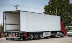 Frigorific and hook semi-trailers